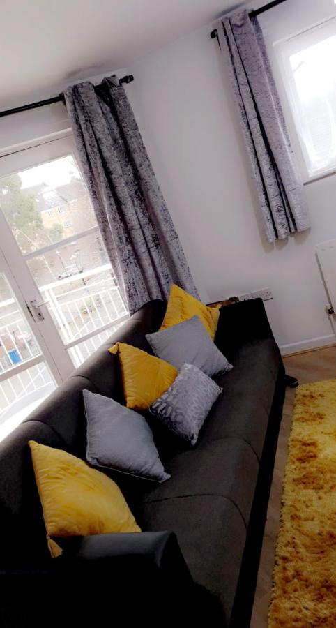 1 Bed Apartment, Peckham Rye Лондон Екстериор снимка